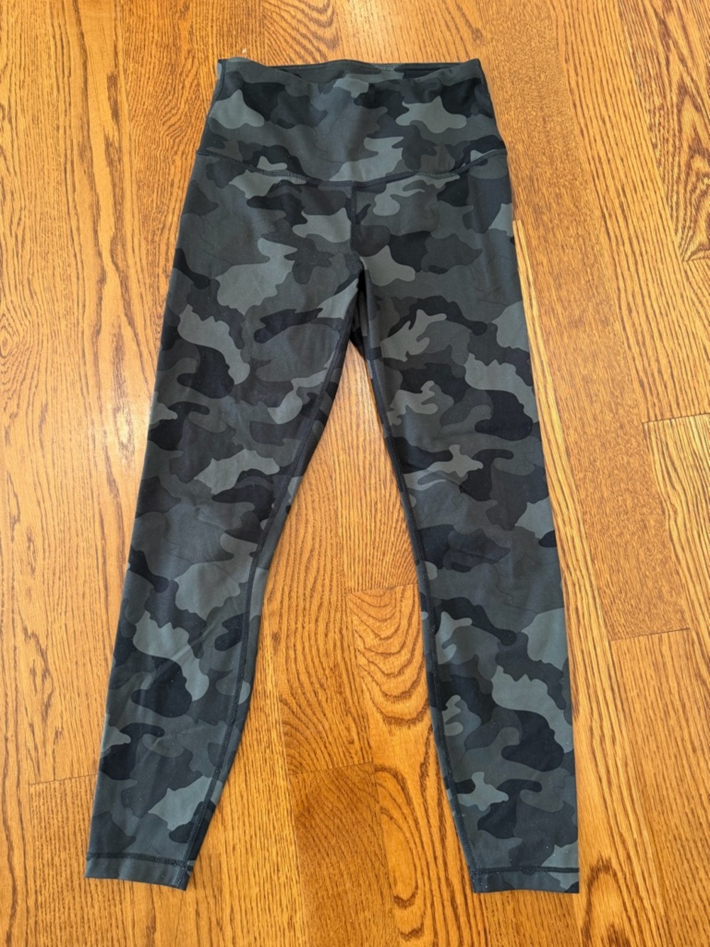 Yogalicious Gray & Black Camo High-Waist Leggings